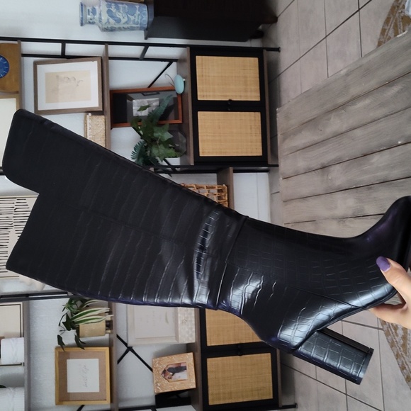 NEW AVENUE TALL BELLISIMO BOOT IN BLACK (WIDE WIDTH/ WIDE CALF) - Picture 5 of 9